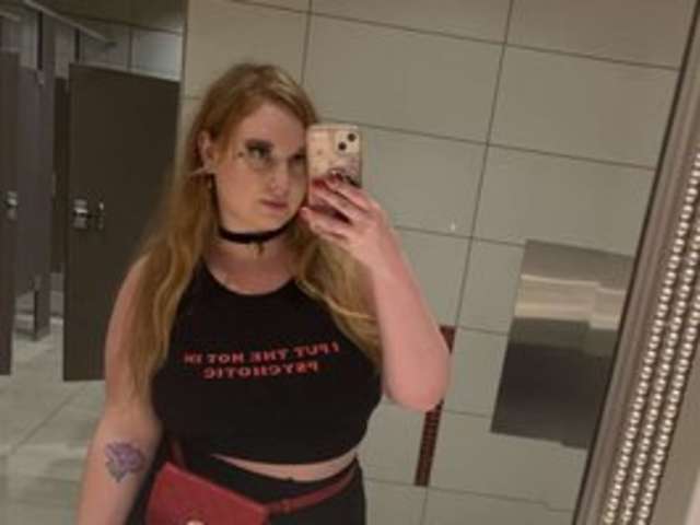 go to chat with thickgingergoddess