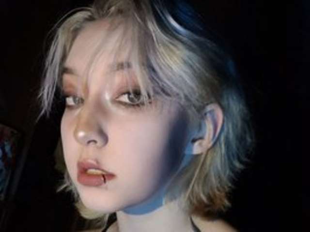 go to chat with tinymia