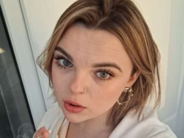 go to chat with titexaaa