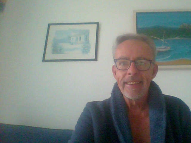 go to chat with tugging59
