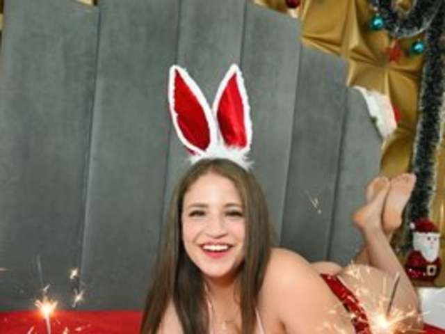 go to chat with valeriaa19