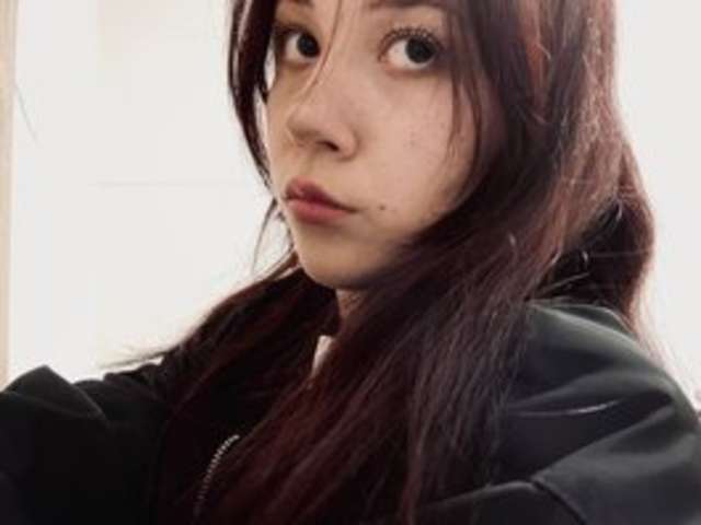go to chat with varBia
