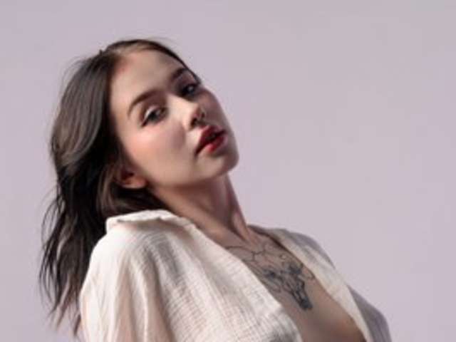 go to chat with velvetsunrise