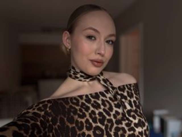 go to chat with vickyblondiua