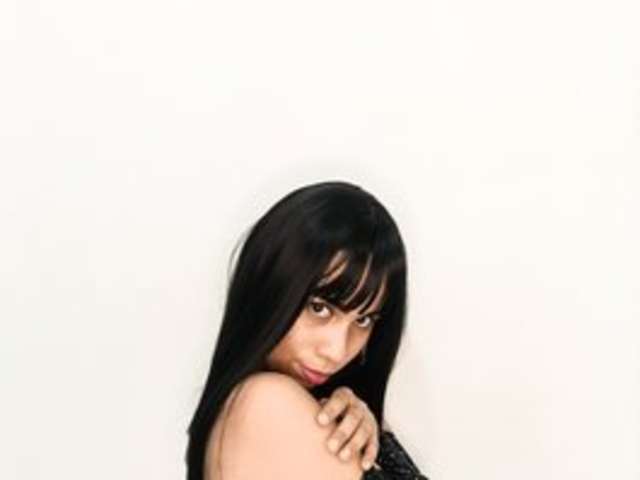 go to chat with victoriaholly