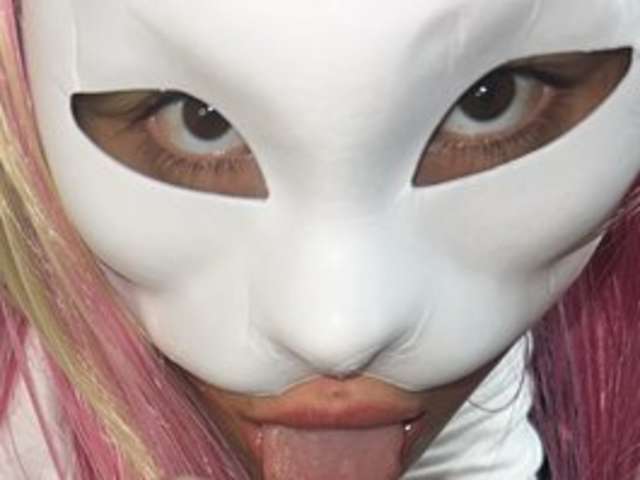 go to chat with violettaarojass