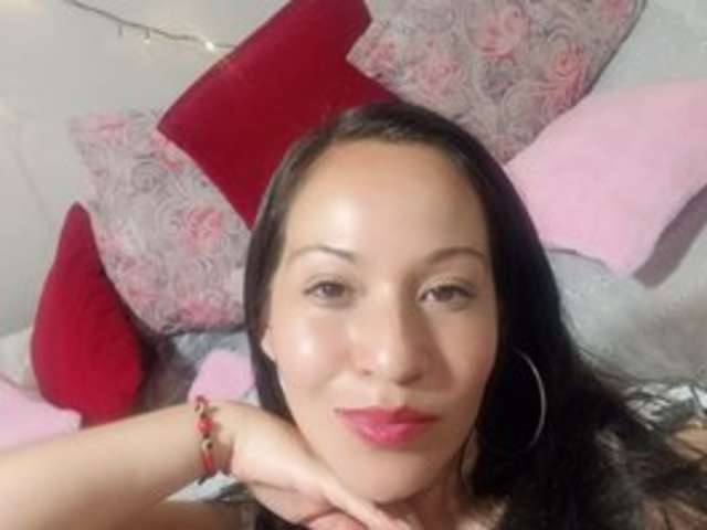 go to chat with virginiahot-1