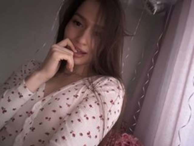 go to chat with whiteTEA