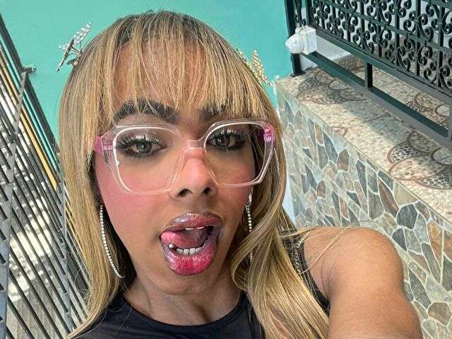 go to chat with whitneyt