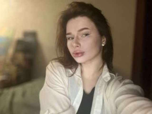 go to chat with wooowMila