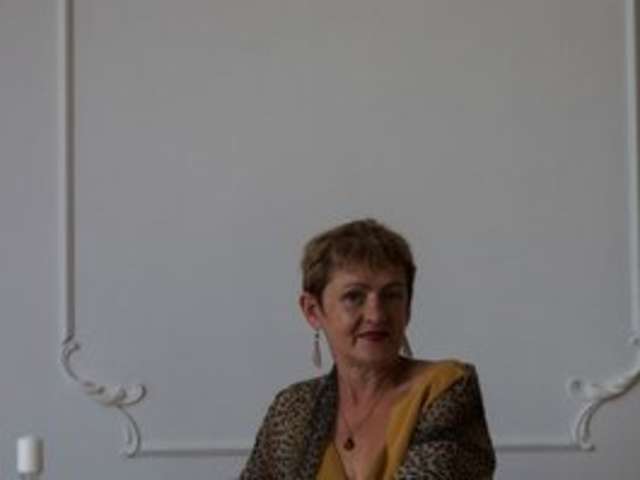 go to chat with your-fox-69