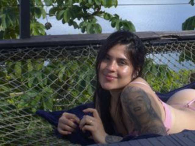go to chat with yourtoybella