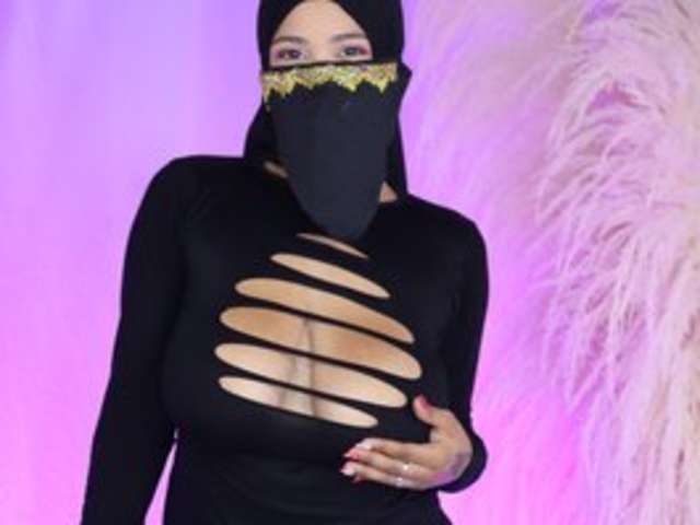 YUNNA-ARAB amateur webcam photo
