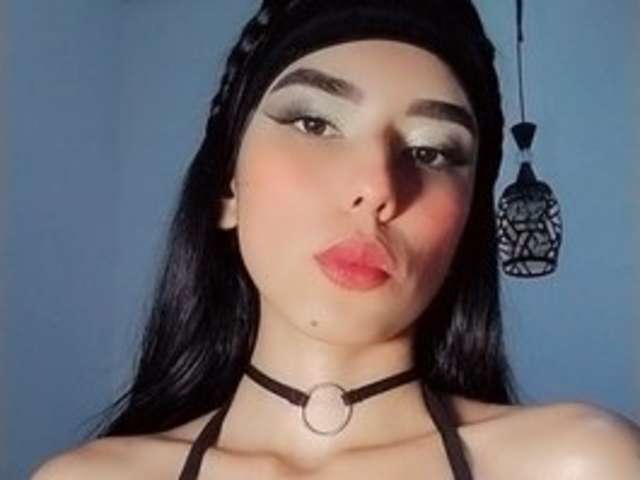 go to chat with zandacamila