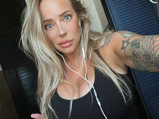 SADIELUX amateur webcam photo