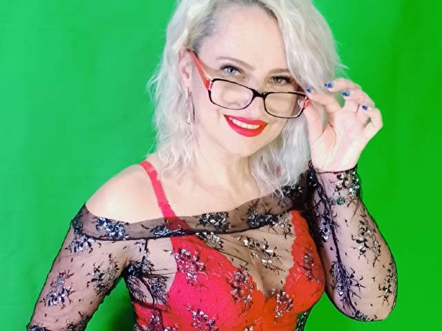 HOTCAMLIVE free sexy photo