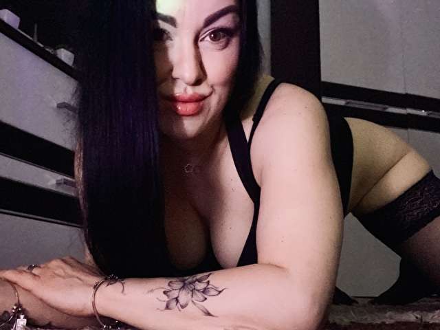 MONAERICA free sexy photo