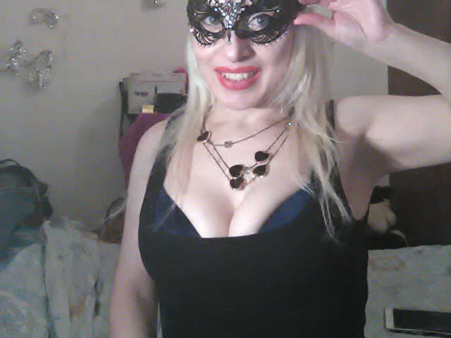 VERONIKEHOT free hard sexy photo