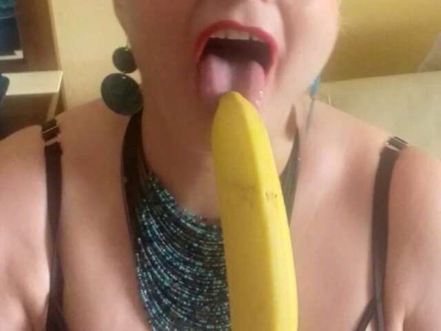 SEXYLOLA63 free hard sexy photo