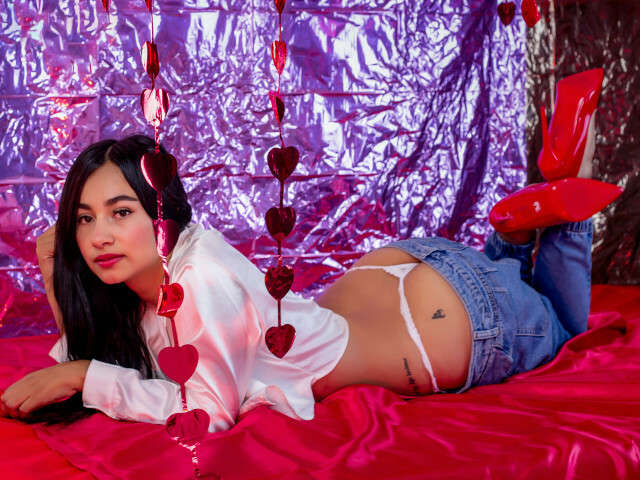 XCANDYALEJA free hard sexy photo