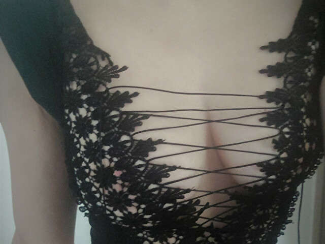 FABIENNE free sexy photo