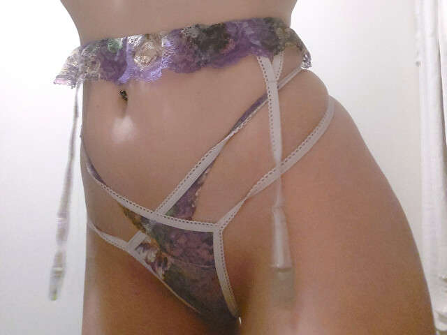 FABIENNE free sexy photo