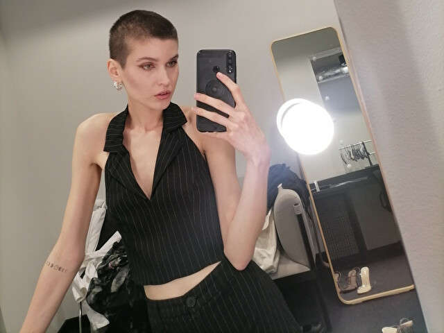 SARAHMISS free sexy photo