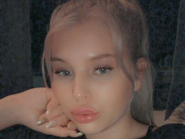 AMANDA28 free sexy photo