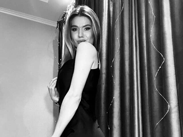 MARYV free sexy photo
