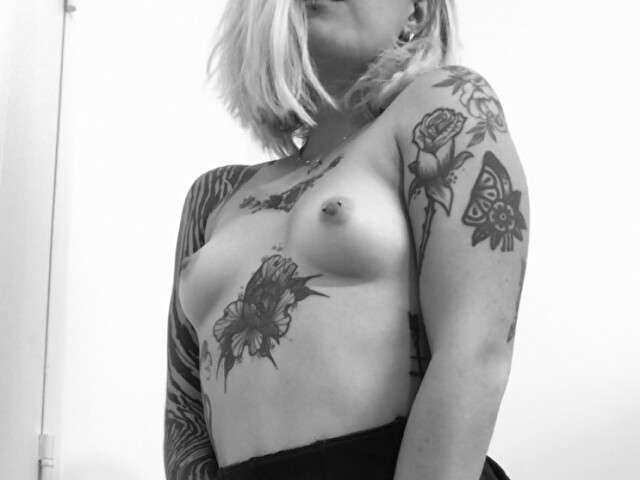 VALENTINEEE free hard sexy photo