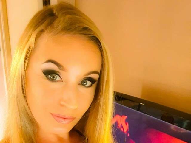LOLASTAR free sexy photo
