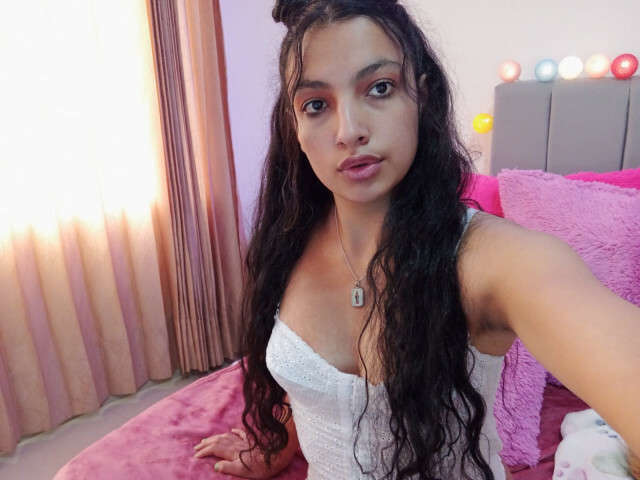 MIAWILD free sexy photo