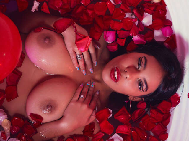 GENESISRUIZ free hard sexy photo