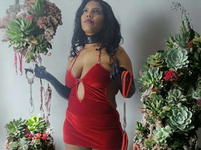 LADYSLAVE free hard sexy photo