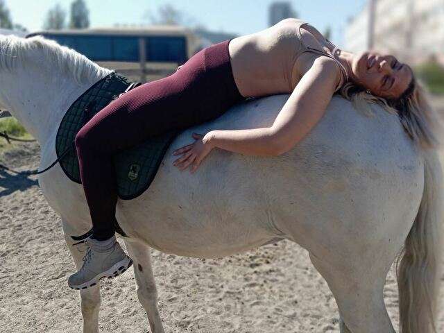 ASYALU free sexy photo