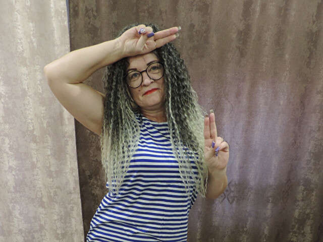 GRANDMILF free sexy photo