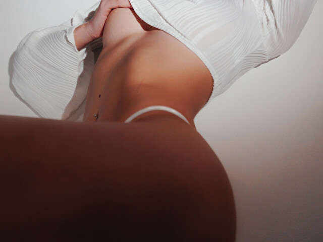 BLONDIANGEL free sexy photo