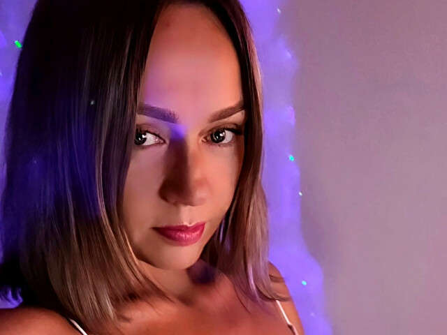 DIVVA free sexy photo