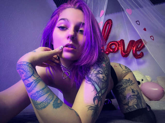 LARAROMANOV free hard sexy photo