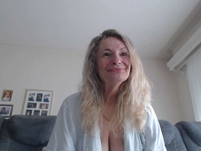 HOTLAETI free sexy photo