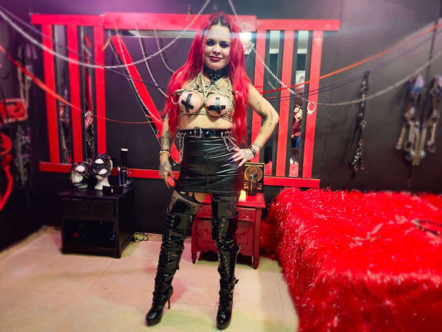 MORGANACROW free hard sexy photo