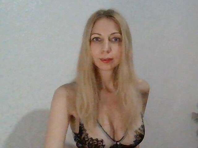 LEDY free sexy photo