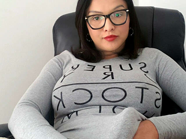 MICHELYSTAR free sexy photo