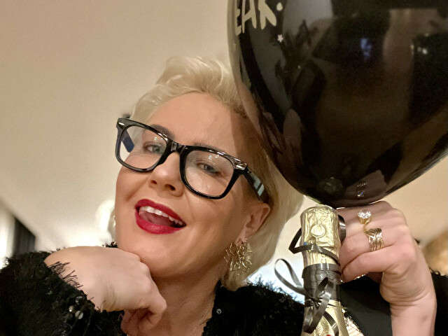 ADELEMILF free sexy photo