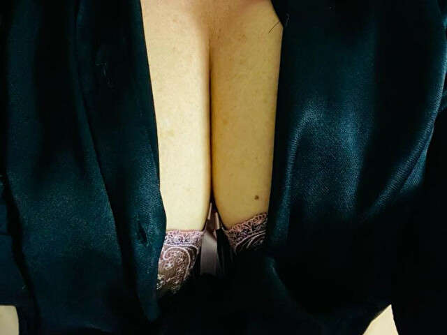 ADELEMILF free sexy photo