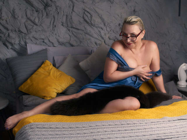IRENROBINSON free hard sexy photo