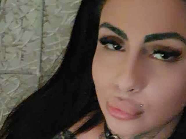 DENYCHANTALL1 free sexy photo