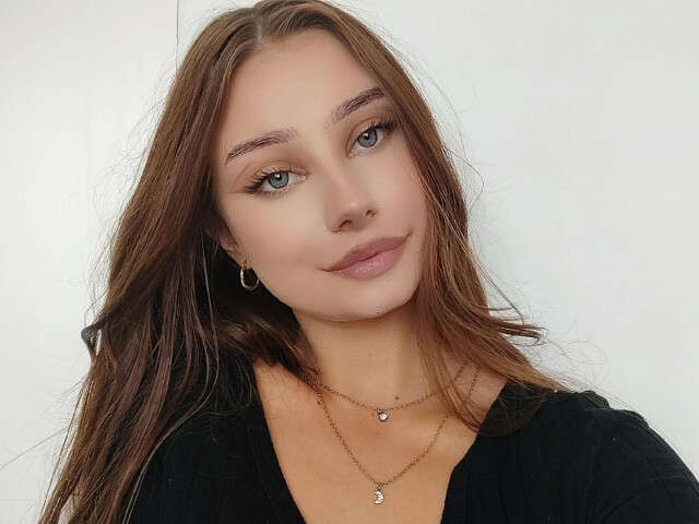 EMILYBELLE free sexy photo
