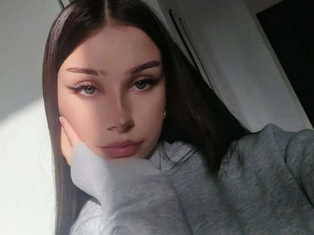 EMILYBELLE free sexy photo