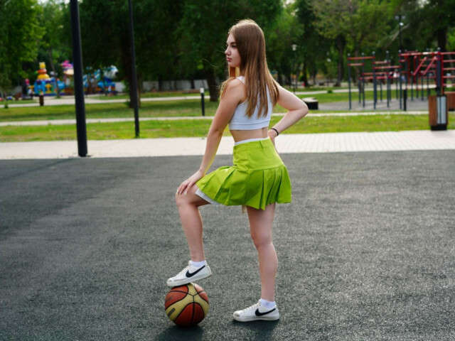 YOURRAYYY free sexy photo